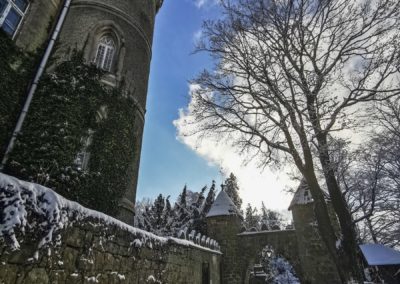 Zamek Leśna Skała zimą